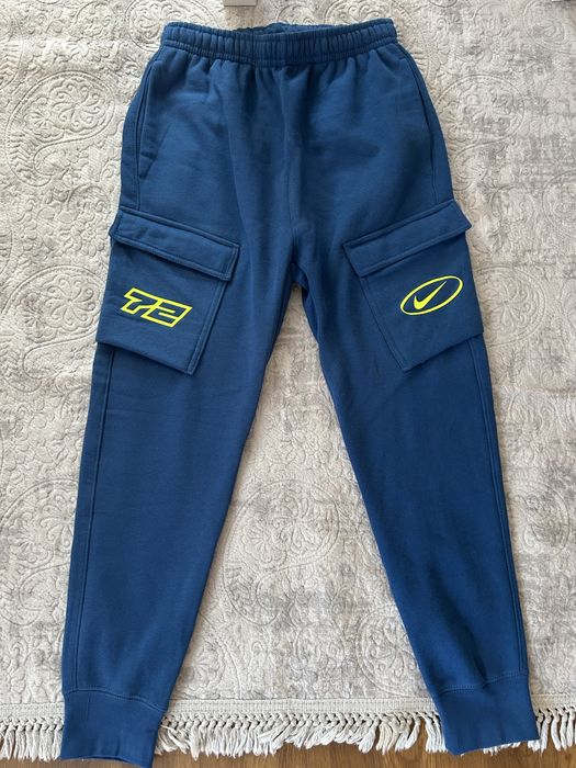 Панталон nike чисто ново