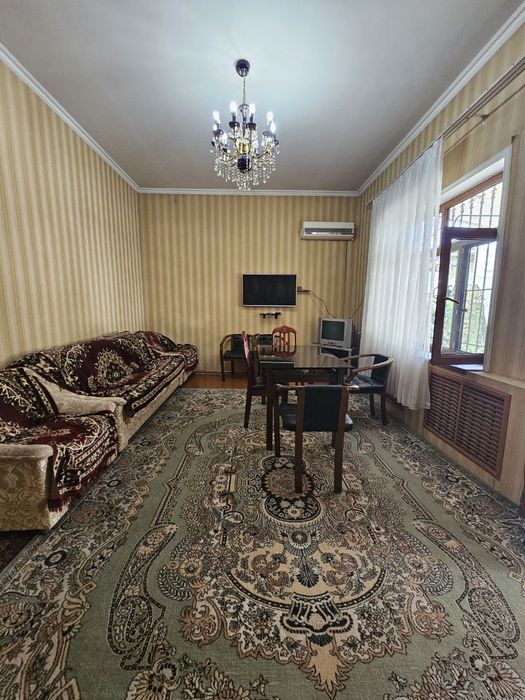 Аренда Дом паркентский 4-сот 5-ком с обстановкой 600$