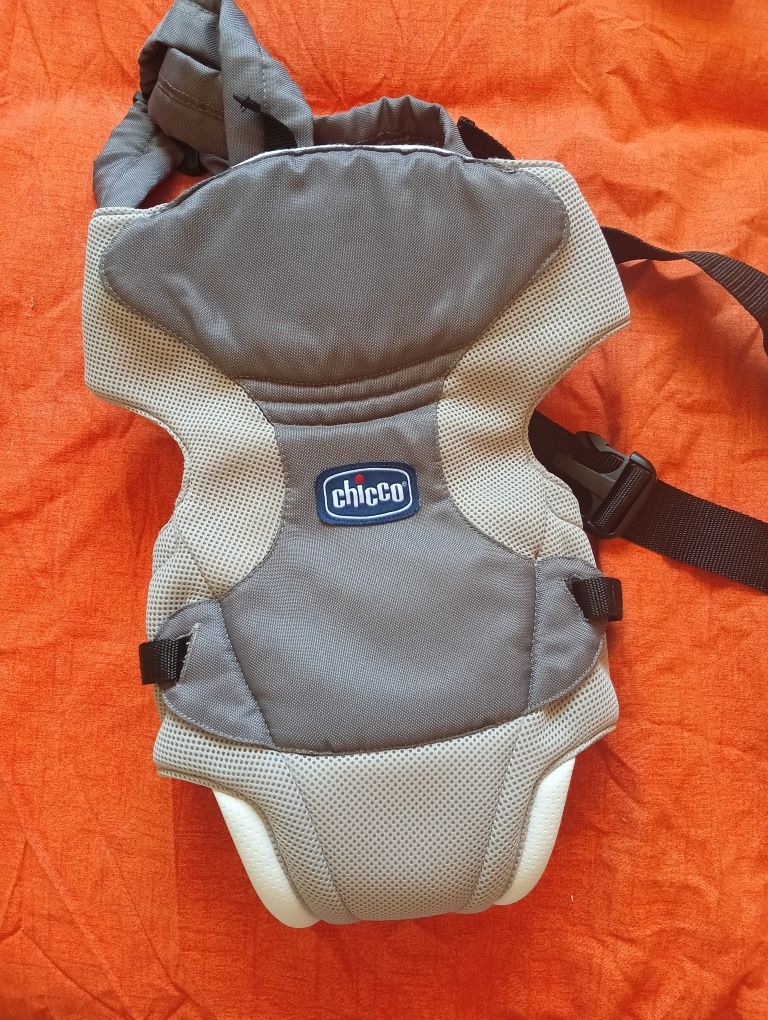 Кенгуру Chicco Go, 2 позиции, 3.5 - 9 кг