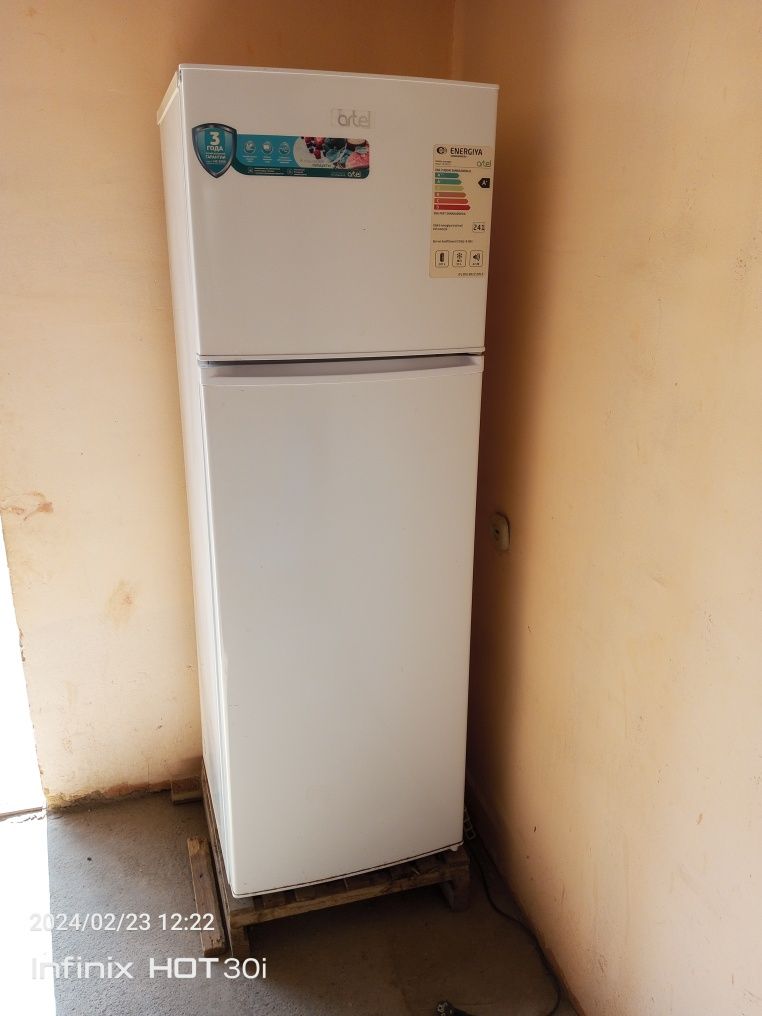 Холодильник марка Артел