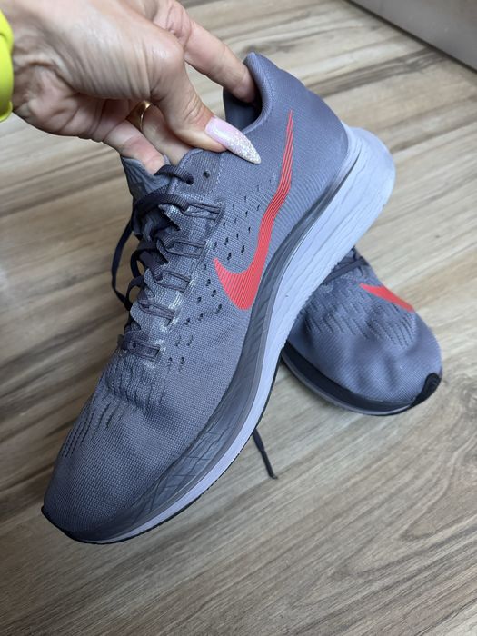Оригинални мъжки маратонки NIKE ZOOM FLY ! 45,5 н