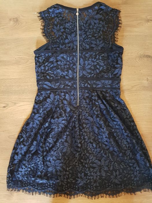 Официална рокля, нова, размер 40 (M-L)