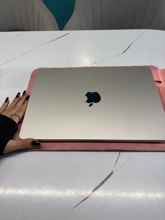 MacBook Air 13” M3 (2024) — как новый