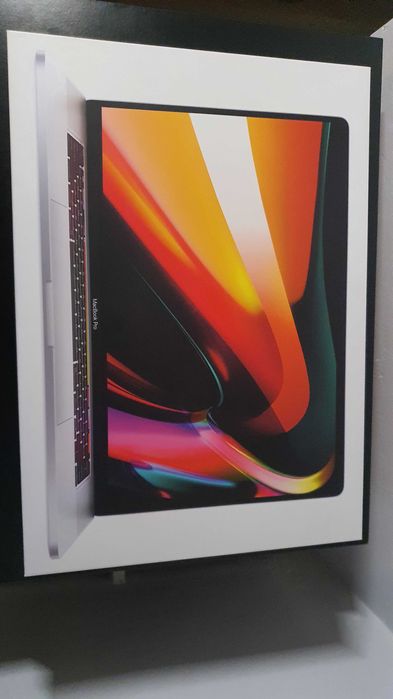 MacBook Pro 16" 2019 - i7, 16GB RAM, 500GB SSD - Stare Excelentă