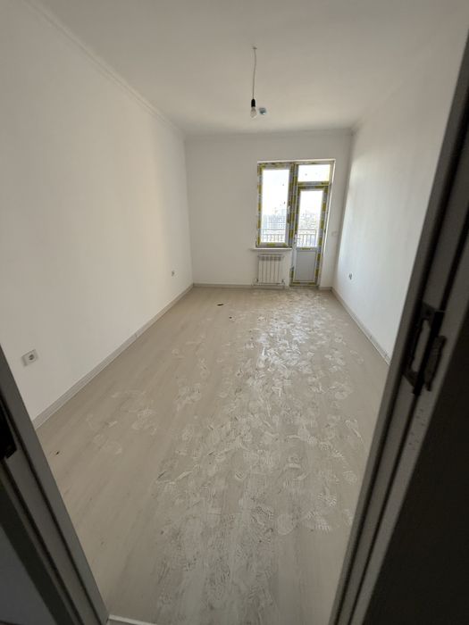 Срочна квартира сотилади яшнабод тумани чикадов метро енида