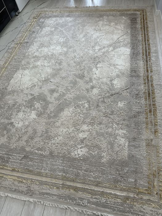 Ковёр размером 2,5 х 3,5