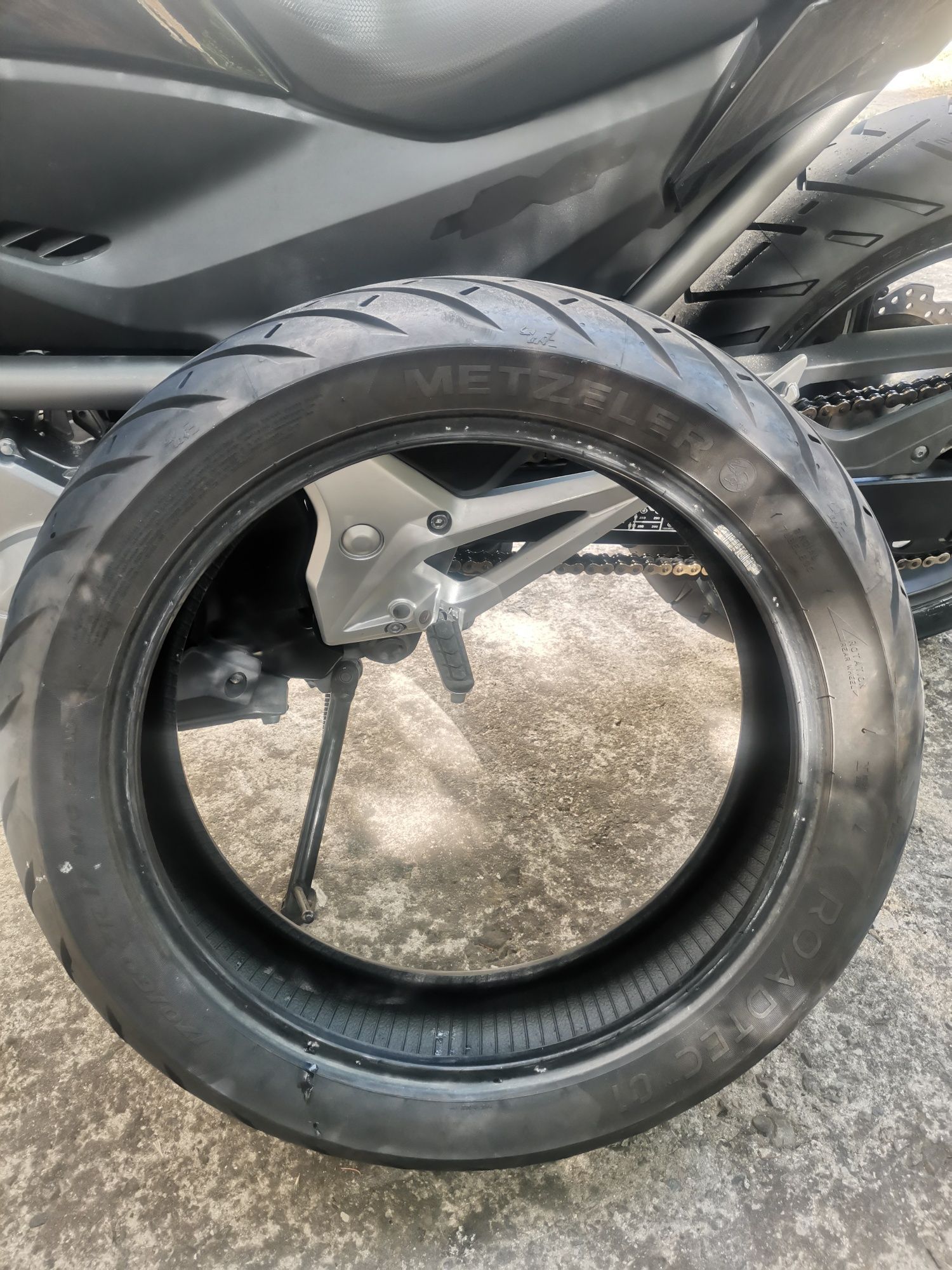 Metzeler Roadtec 01 Dot 17/18  год