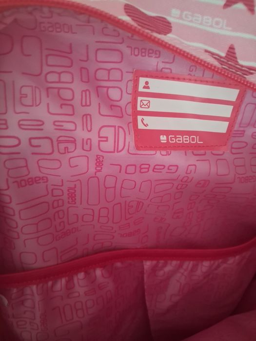 Нова ученическа раница Габол с подарък