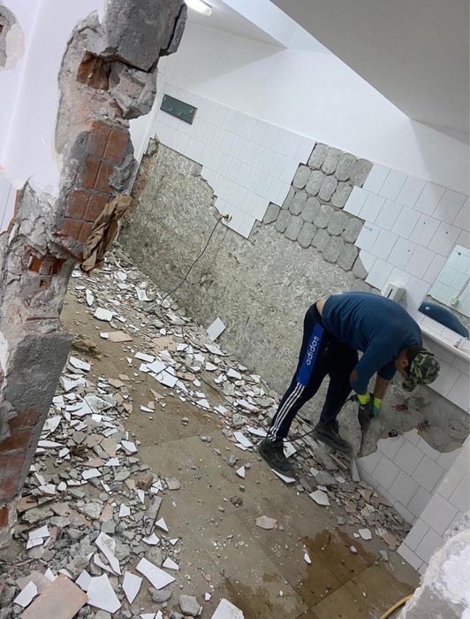 DEMOLARI , TAieri beton , decopertam gresie , faianta ,transport moloz