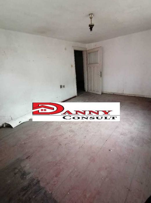 Етаж от къща в центъра на гр. Велико Търново