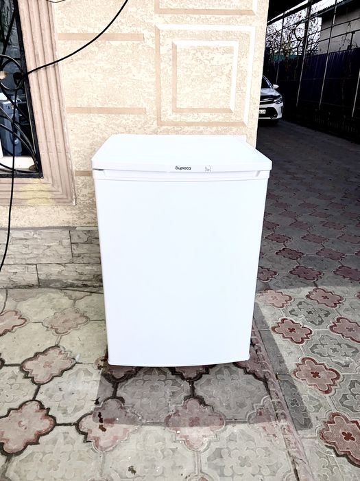 Продам холодильник почти новая