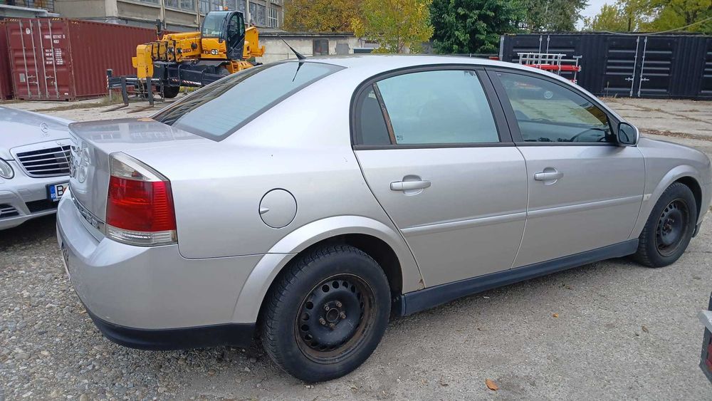 Dezmembrez Opel Vectra C 2.0 Diesel Din 2005 - Z20DTH