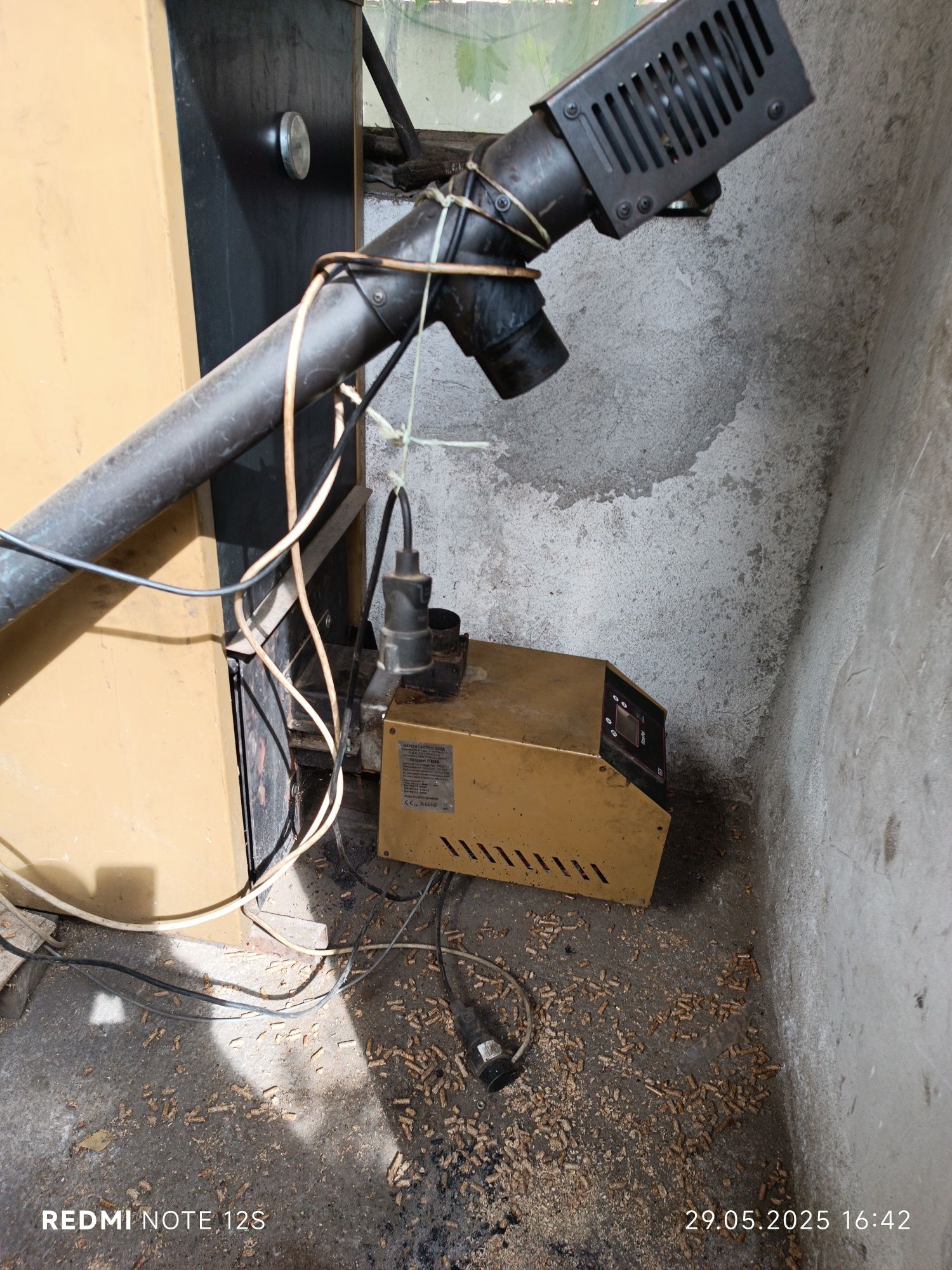 Продавам пелетен котел Goden fire 52kw
