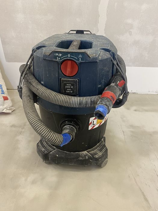 Продам пылесос Bosch gas 35l