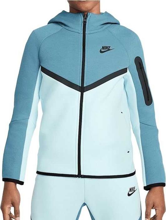 Nike tech fleece екип /М и L/ 1000% Оригинал