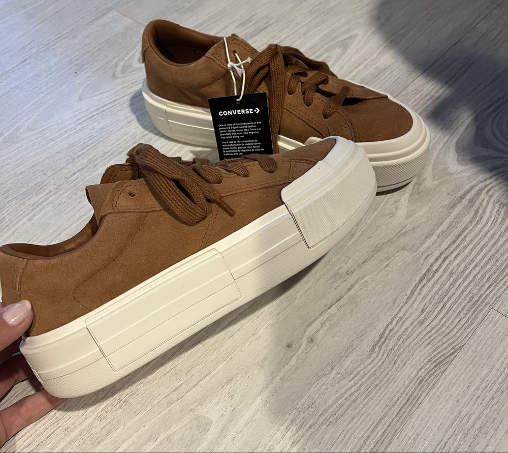 Велурени кецове Converse - 40 номер