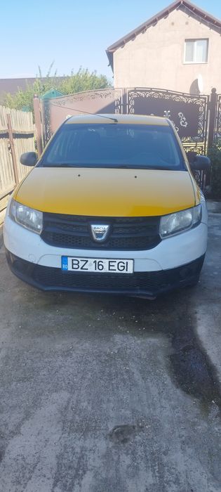 Vând Dacia logan
