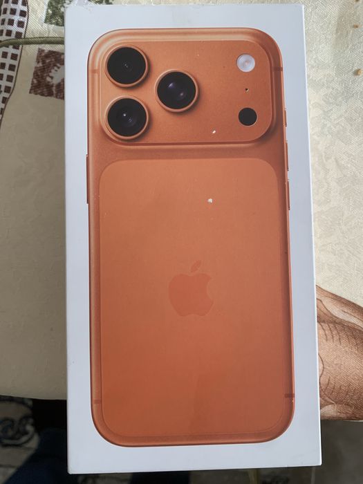 Iphone 17 pro, 256 gb, orange новый