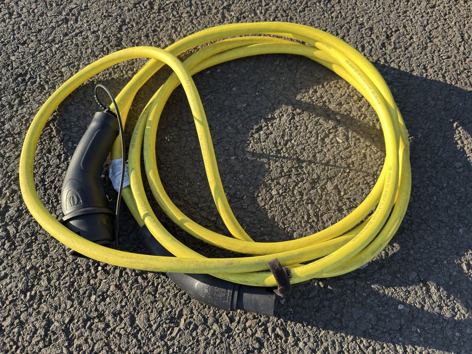 BMW 330 e plug in hibryd