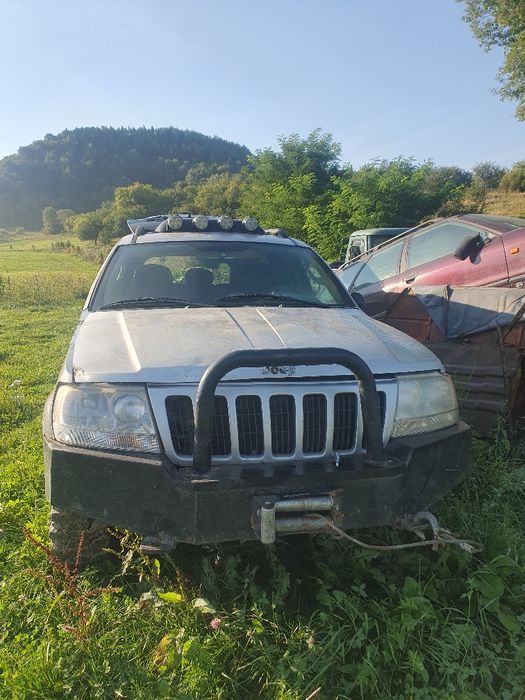 Vând 2 jeep grand cherokee 2.7 crd wj