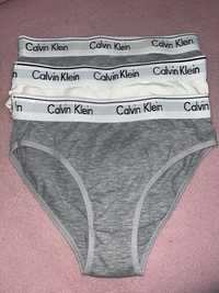 Vand set de 3 perechi de chiloti Calvin Klein