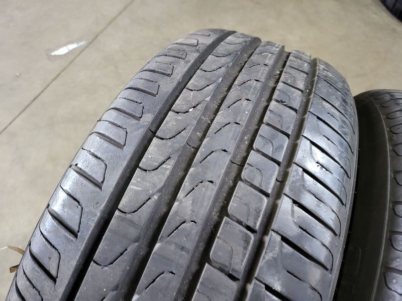 215/55/17 PIRELLI 4бр