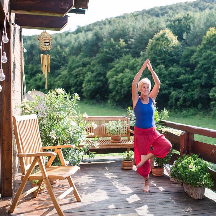 Clopot de vant cu casuta pentru pasari din bambus si paie 67 x 13 cm