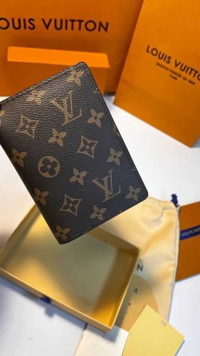 In stoc Portofel pentru bărbați piele Louis Vuitton 60181-4