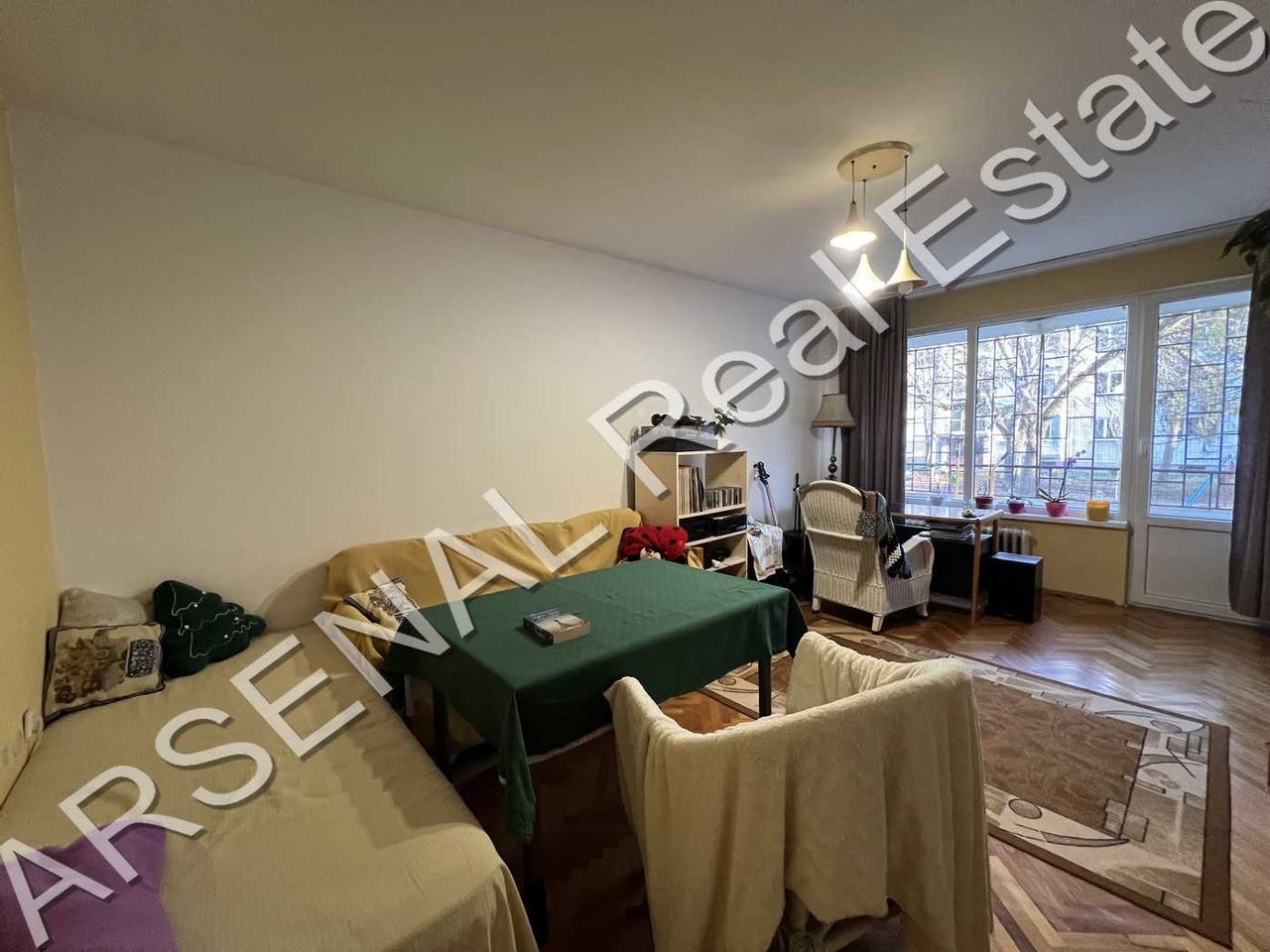 Продава се Тристаен апартамент в София, Изток - 100 кв.м за 2575 €/кв.м - Снимка #7