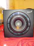 Vând subwoofer genius și boxe mici
