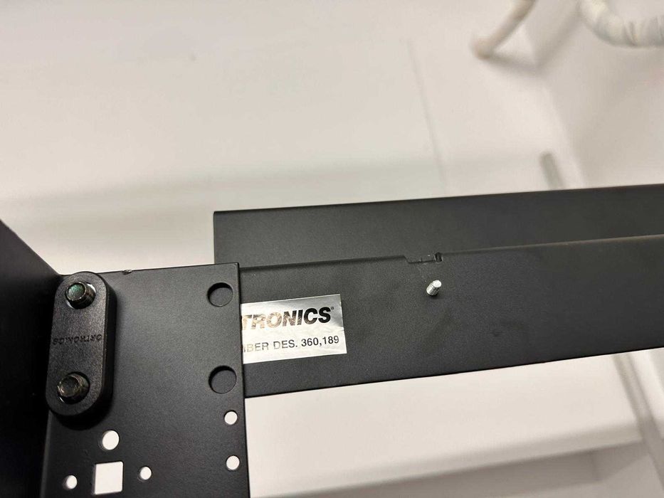 Server rack tip dulap Schneider Electric / APC NetShelter