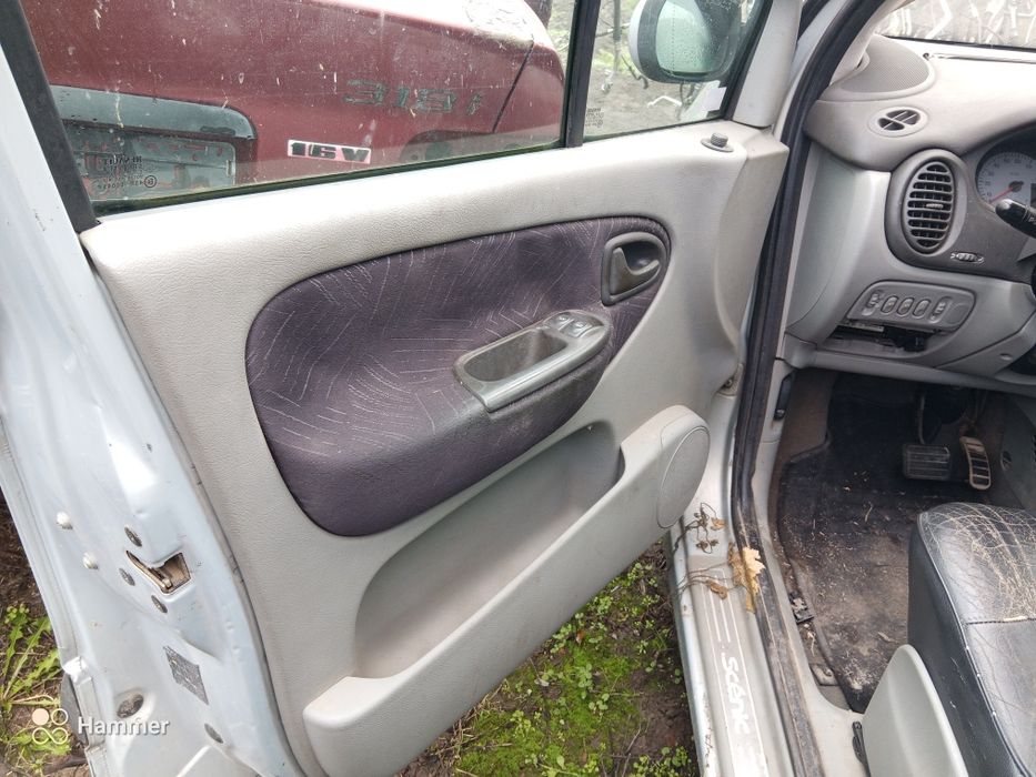 Продавам Рено Сценик 2000 кубика бензин на части Рено scenic