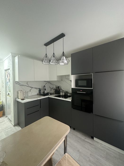 Продам улучшенную 3-х комнатную квартиру