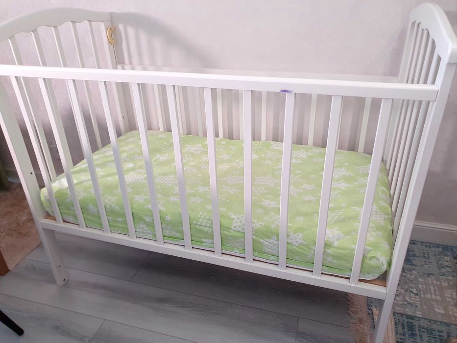 Кроватка детская