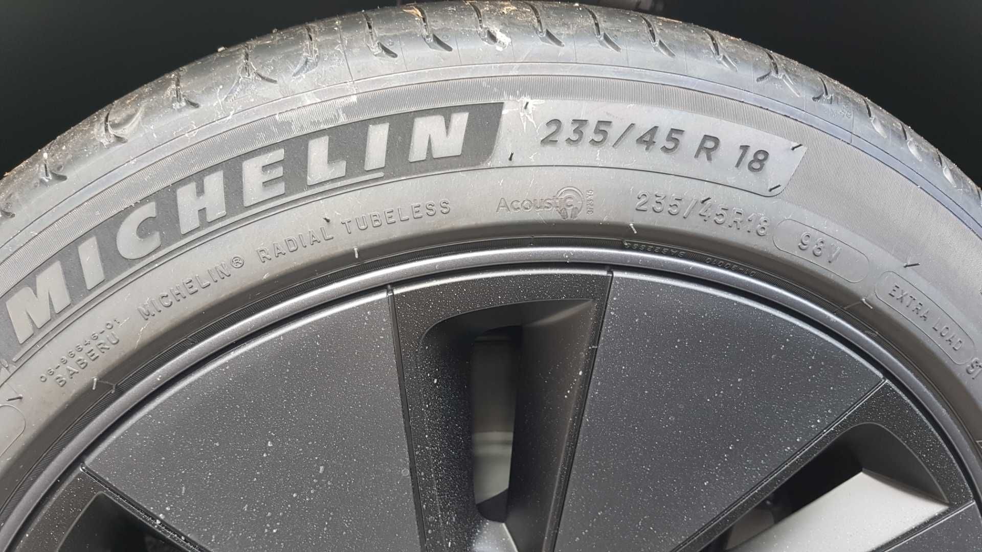 Michelin e-Primacy 235 45 R18 98V XL Acoustic T2 (Tesla), rulaj 95 km