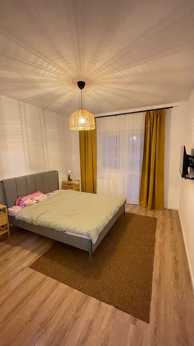 Inchiriez apartament cu 2 camere in complex Grand Kristal