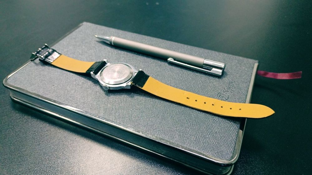 Редкие механические часы «Победа» с оригинальным корпусом