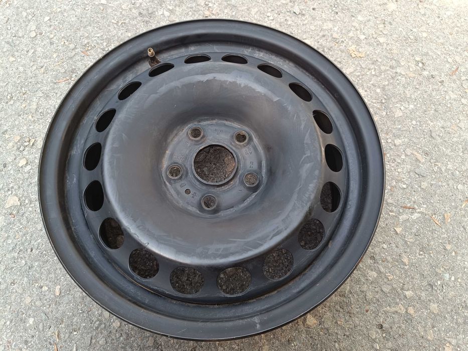Оригинална стоманена джанта 16 цола за VW Passat 6