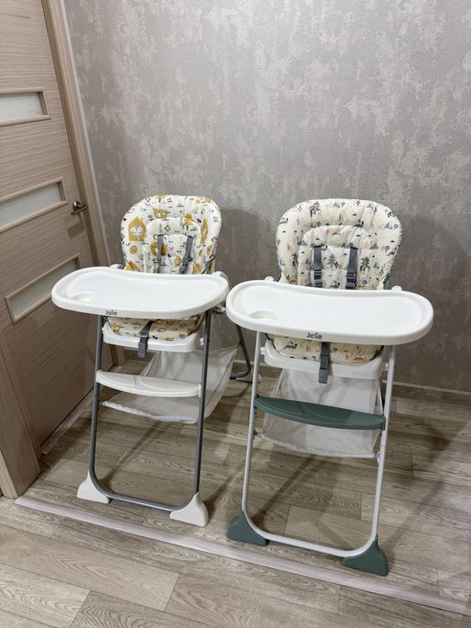 Продаю стульчики для кормления 2 шт