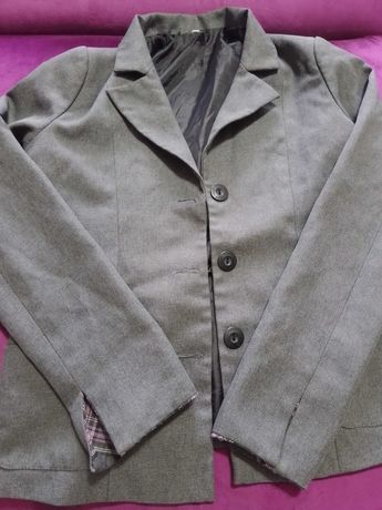 Школьный пиджак(женский), для учениц 1-4 класса