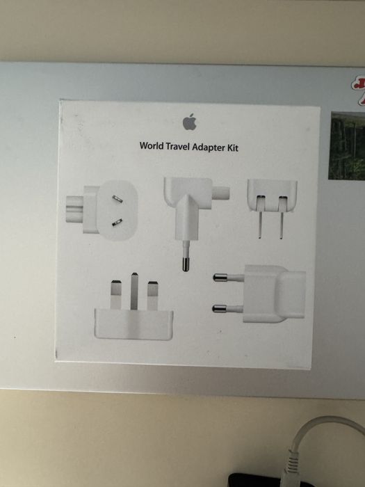 Apple World Travel Kit