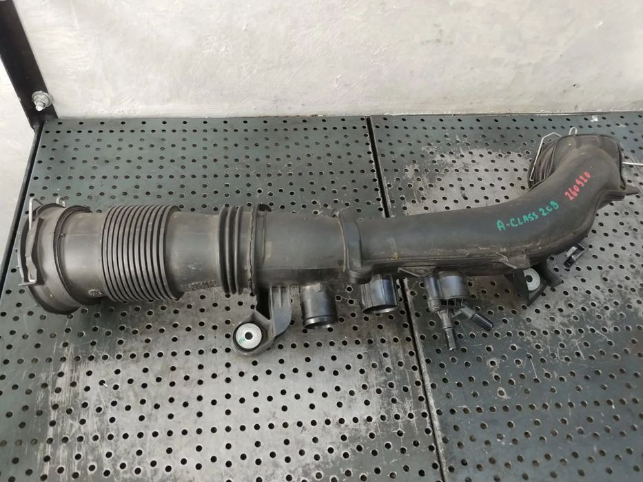 tubulatura admisie 2.0b 260920 mercedes a-class a35 amg w177  euro 6 a2600904000