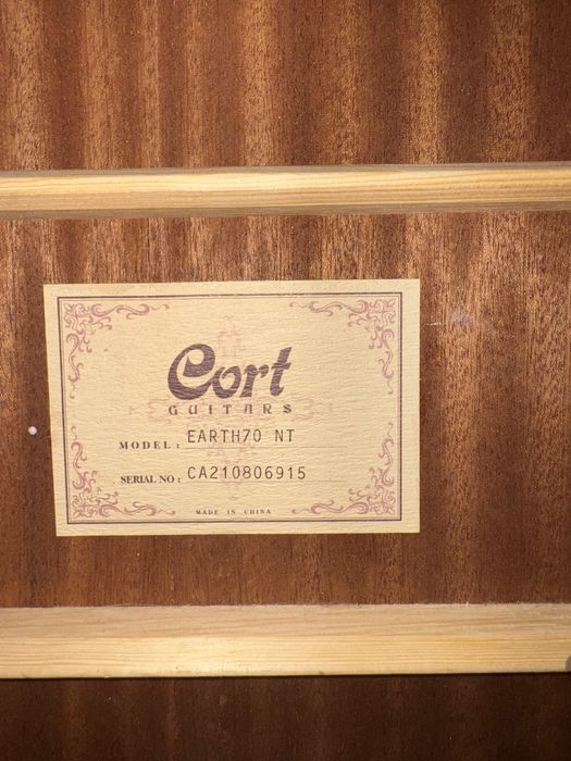 гитара Cort  earth70 nt.