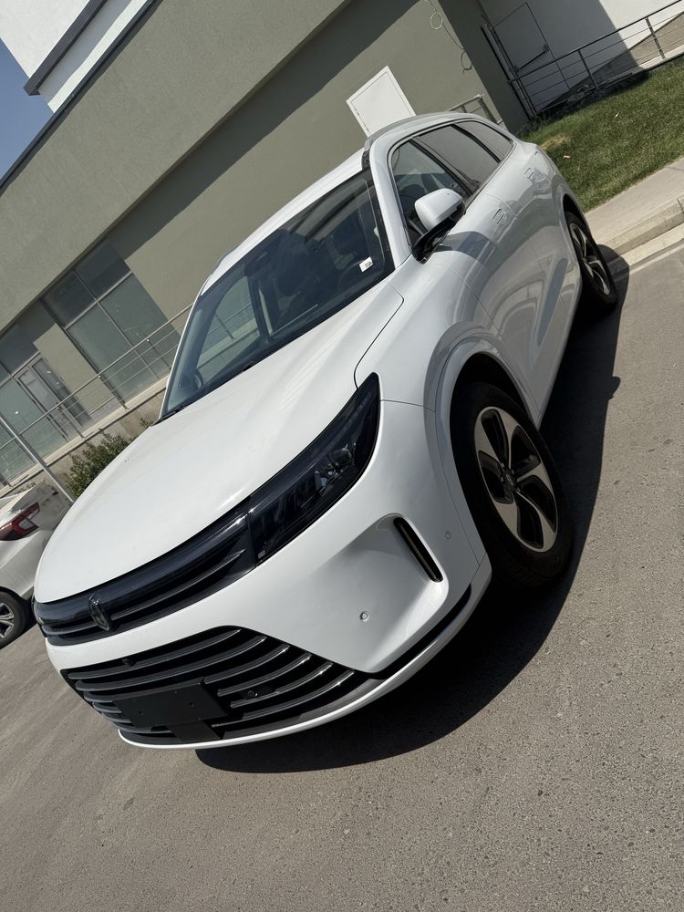 Aito M7 1250 km zapas xodi full pozitsiyalari