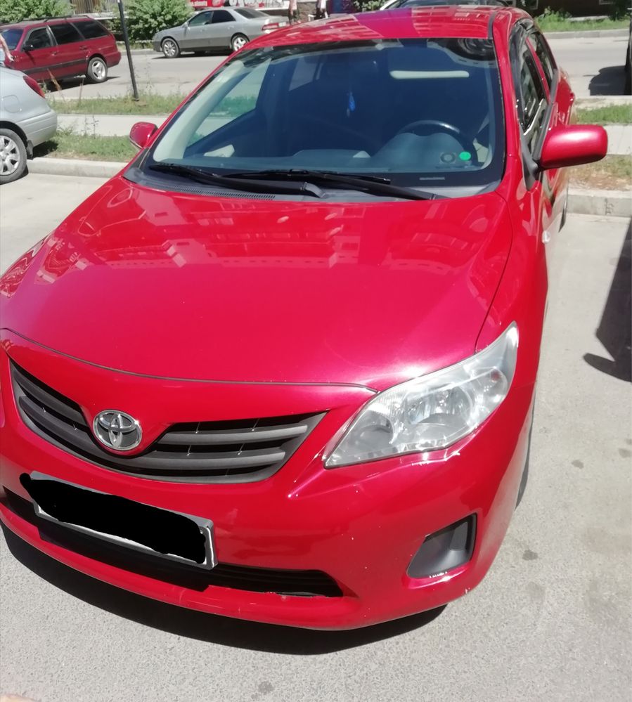 Продам  toyota corolla 2012