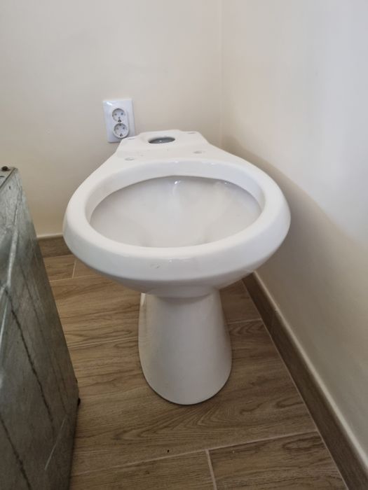 Vas wc toaleta fara rezervor portelan