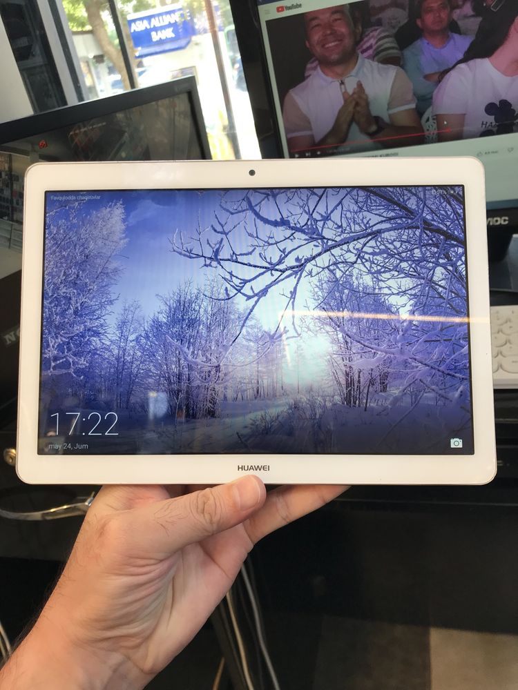 Plashet huawei karobka