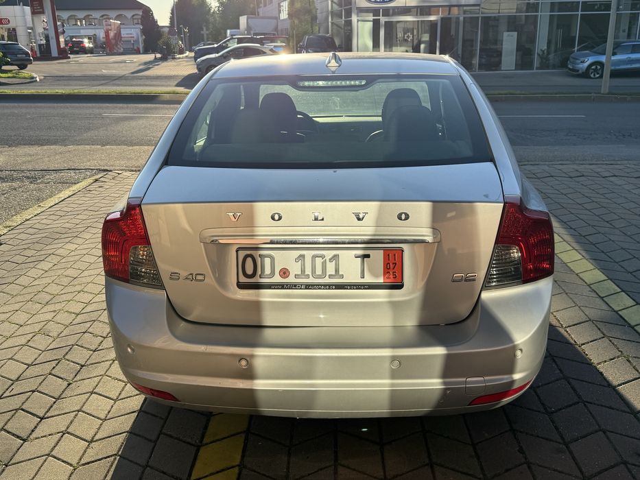Volvo S40-motor 1.6-114 CP-stare foarte buna,recent adus din Germania!