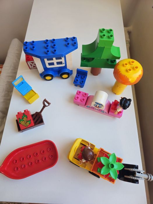 Lego Duplo Casa de vacanta pe roti a familiei, 44 piese