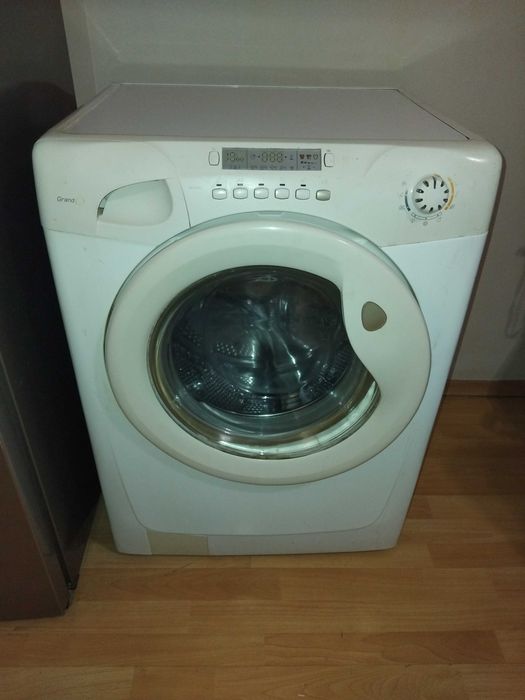 Пералня Канди Работеща